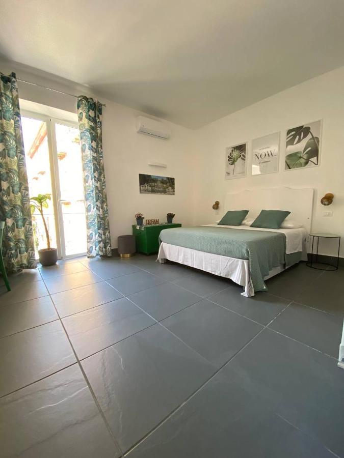 Le Stanze Dei Desideri Hotell Caserta Exteriör bild