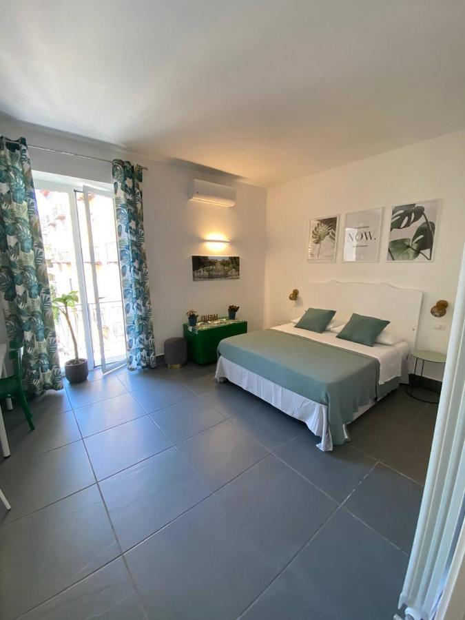 Le Stanze Dei Desideri Hotell Caserta Exteriör bild