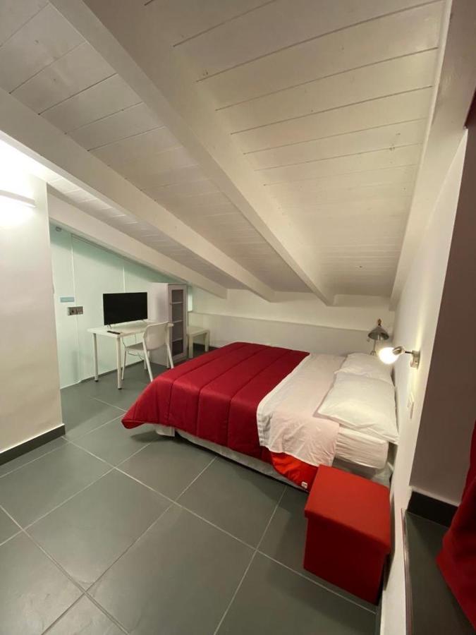 Le Stanze Dei Desideri Hotell Caserta Exteriör bild